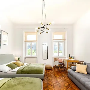  Apartment Double King Bed Home,netflix, Highspeed Wifi