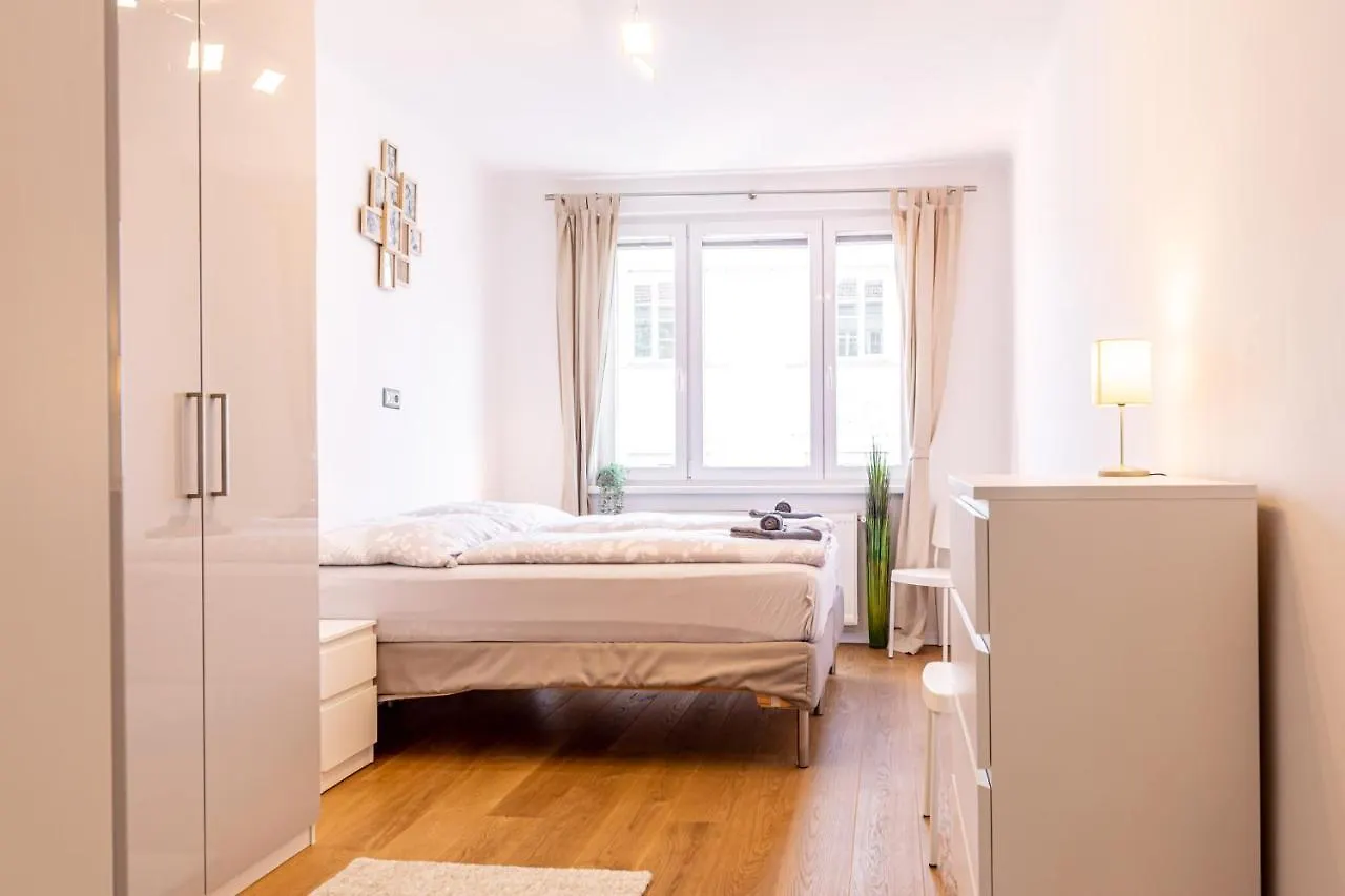 Bright + Central Near Belvedere By Jr City Apartments Vienne